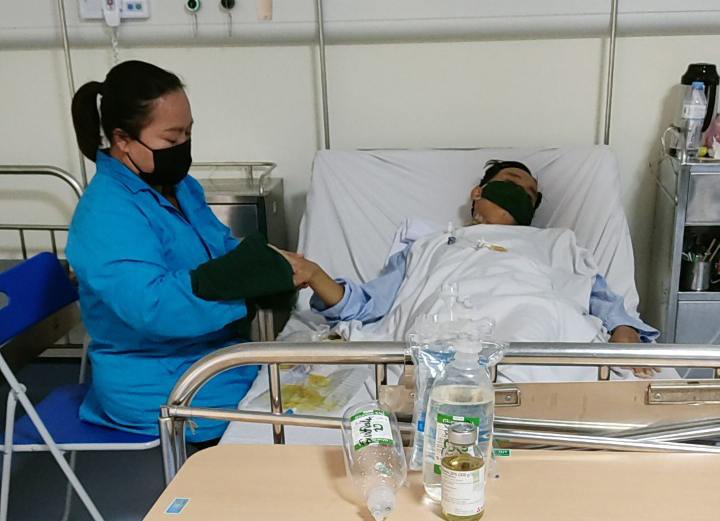 Chung tay giúp đỡ quân nhân bị u tụy 